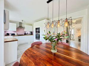 Photo 12- click for photo gallery